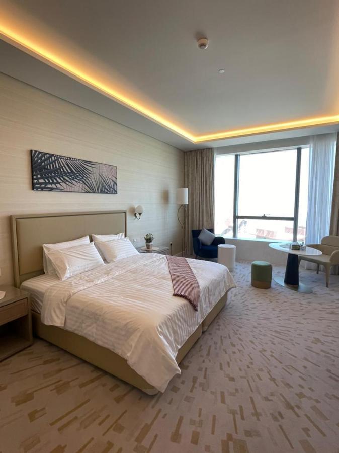 Palm Tower Palm Jumeirah Dubai Exteriör bild